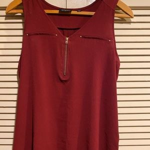 Sleeveless Dress Shirt